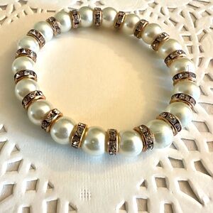 Pearls, Gold & Rhinestones Stretch Bracelet NEW 🆕